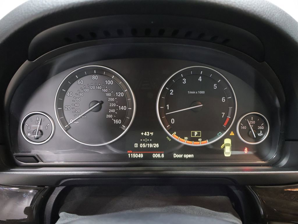 Used 2011 BMW 535i xDrive Sedan AWD/4WD image 39