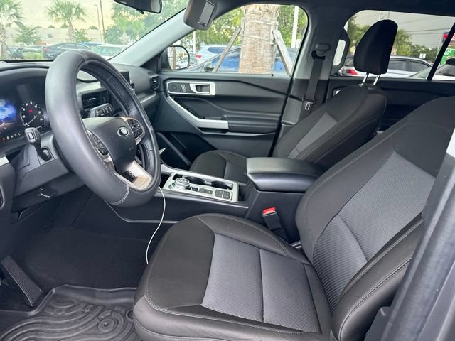 Used 2024 Ford Explorer XLT RWD image 15