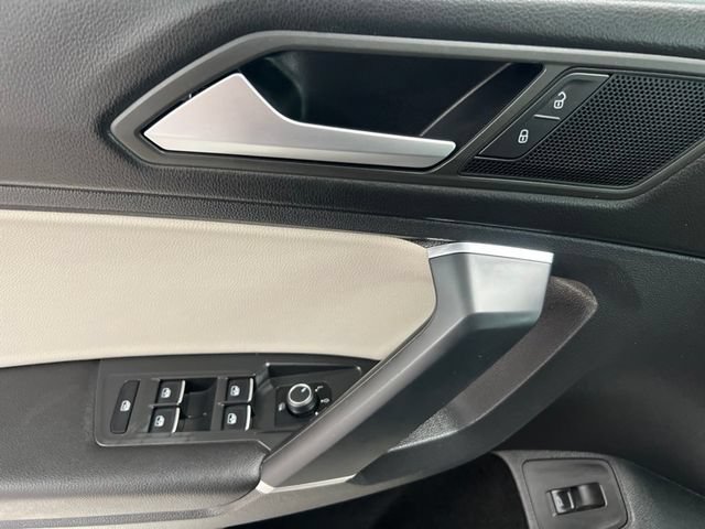 Used 2020 Volkswagen Tiguan SEL AWD/4WD image 21