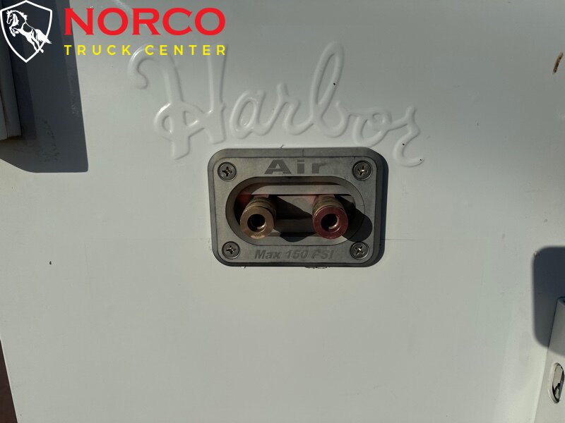 Used 2018 RAM ProMaster 3500 w/ Premium Appearance Group FWD image 13
