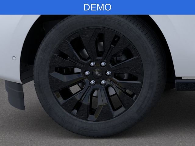 New 2025 Ford Expedition Max Platinum w/ Stealth Appearance Package image 19