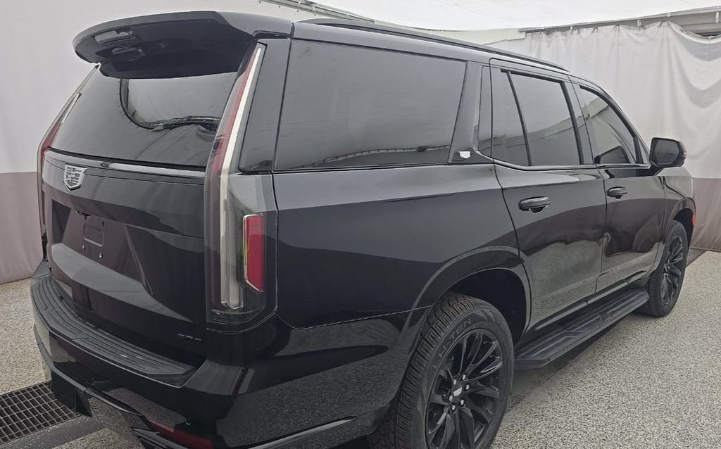 Used 2023 Cadillac Escalade Sport AWD/4WD image 3