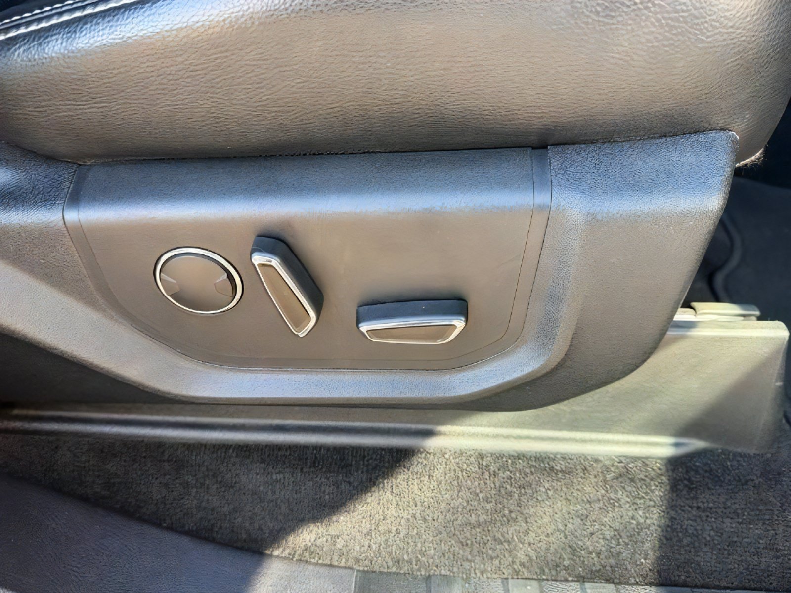 Used 2018 Ford F150 Lariat AWD/4WD image 13