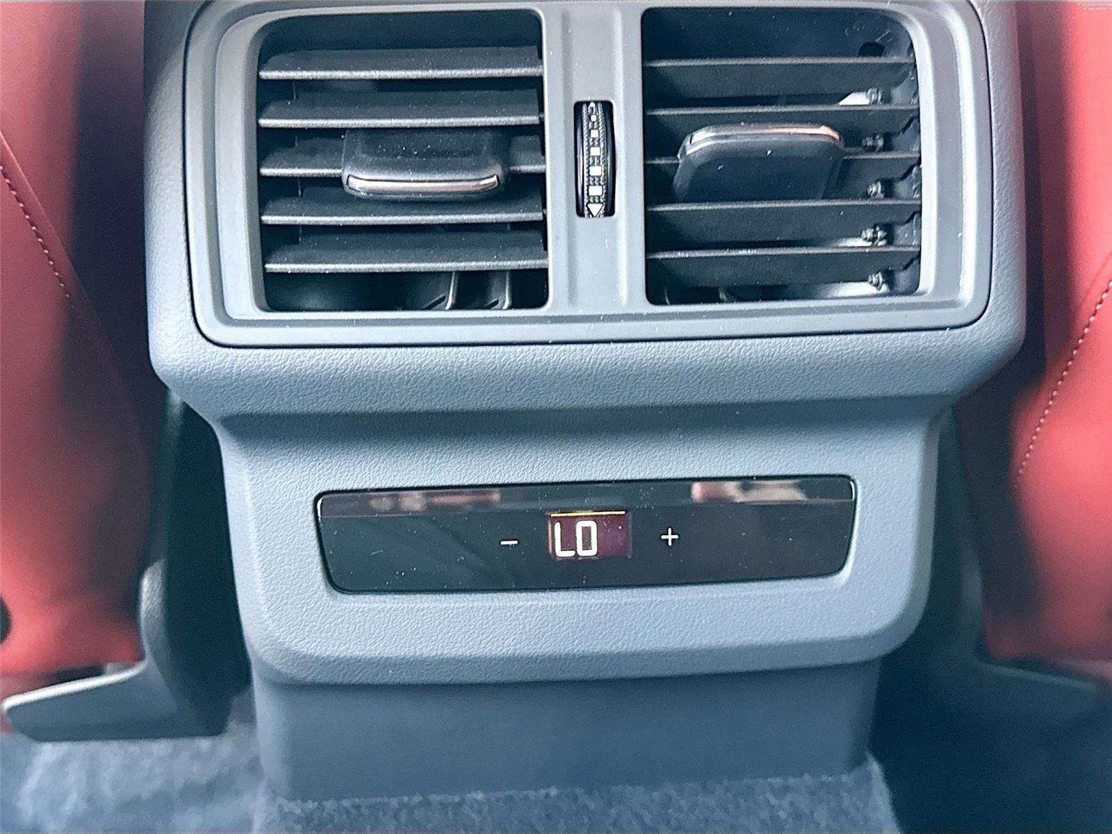 New 2025 Audi SQ5 Premium Plus image 26