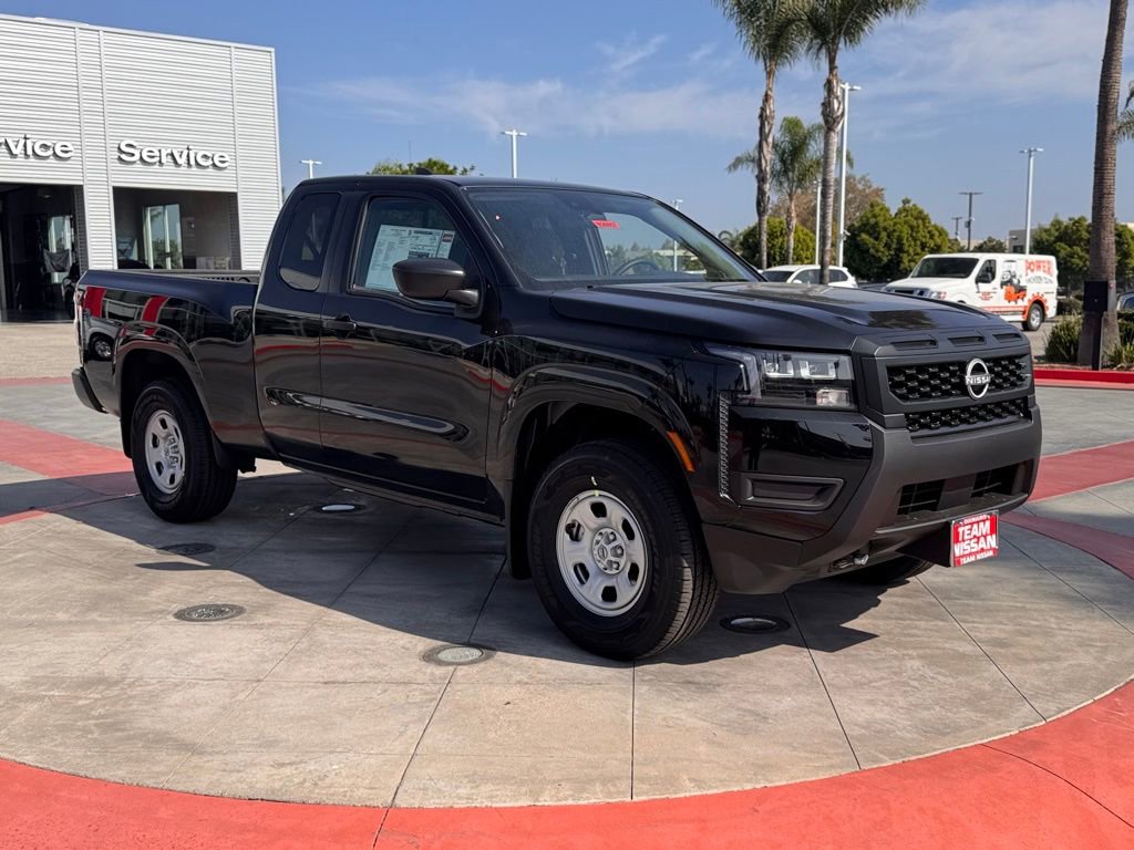 New 2026 Nissan Frontier S image 2