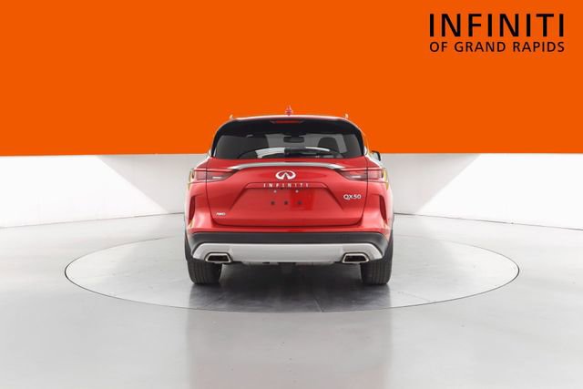 Used 2022 INFINITI QX50 Autograph AWD/4WD image 4