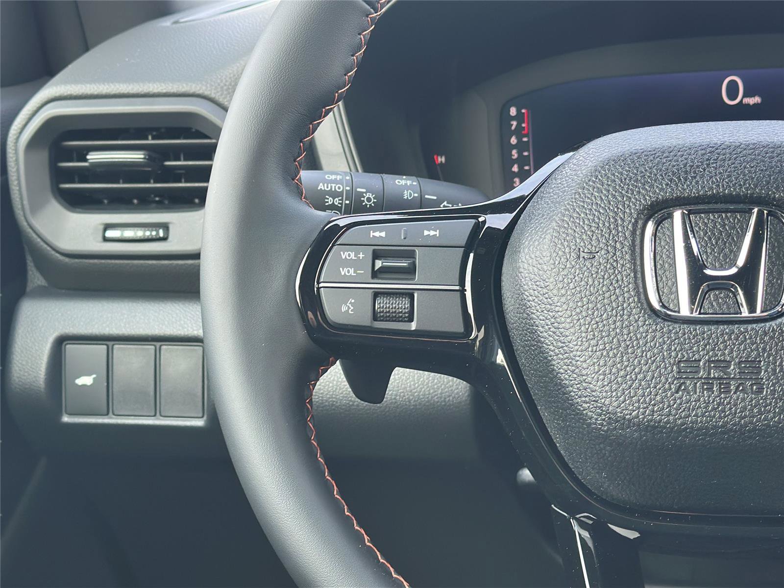 New 2026 Honda Pilot Sport image 14
