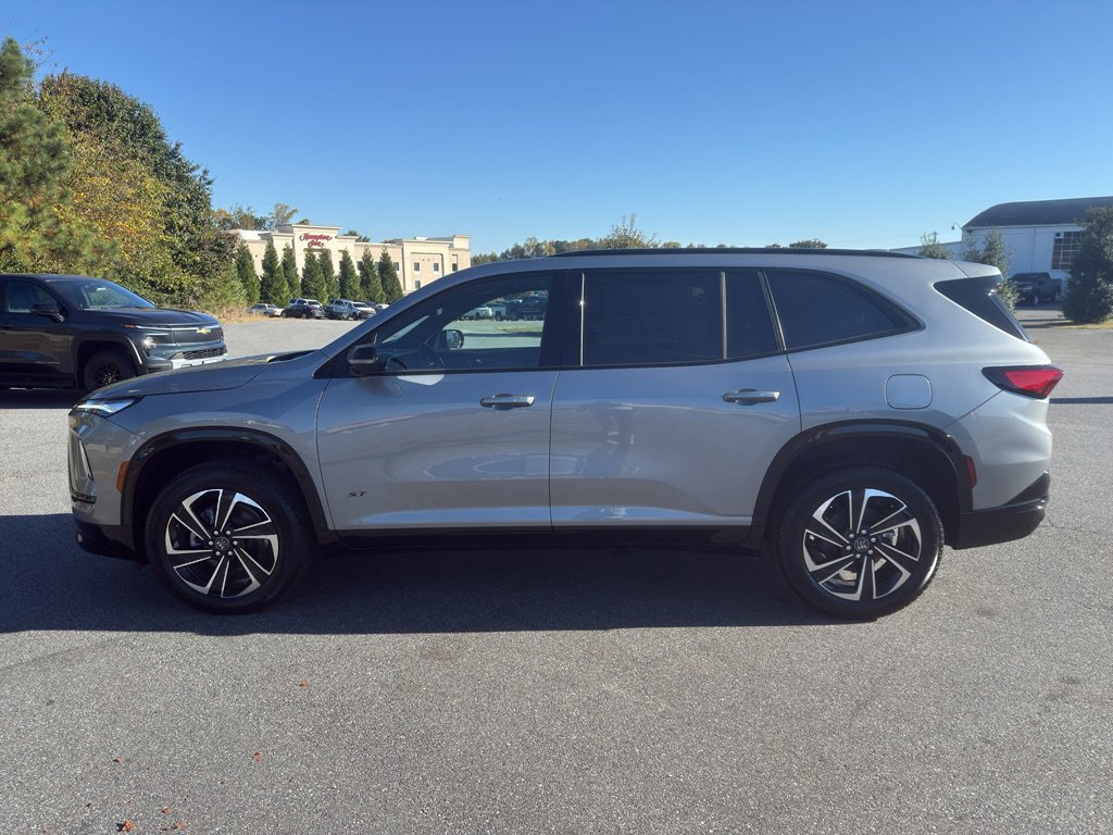 New 2026 Buick Enclave Sport Touring w/ Power Package FWD image 3