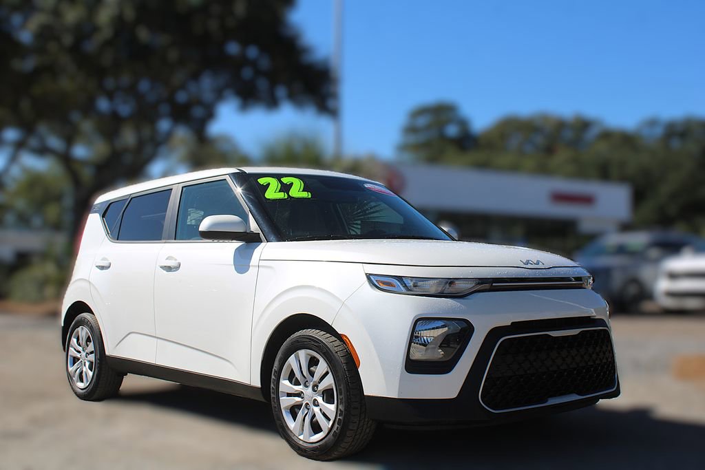 Used 2022 Kia Soul LX