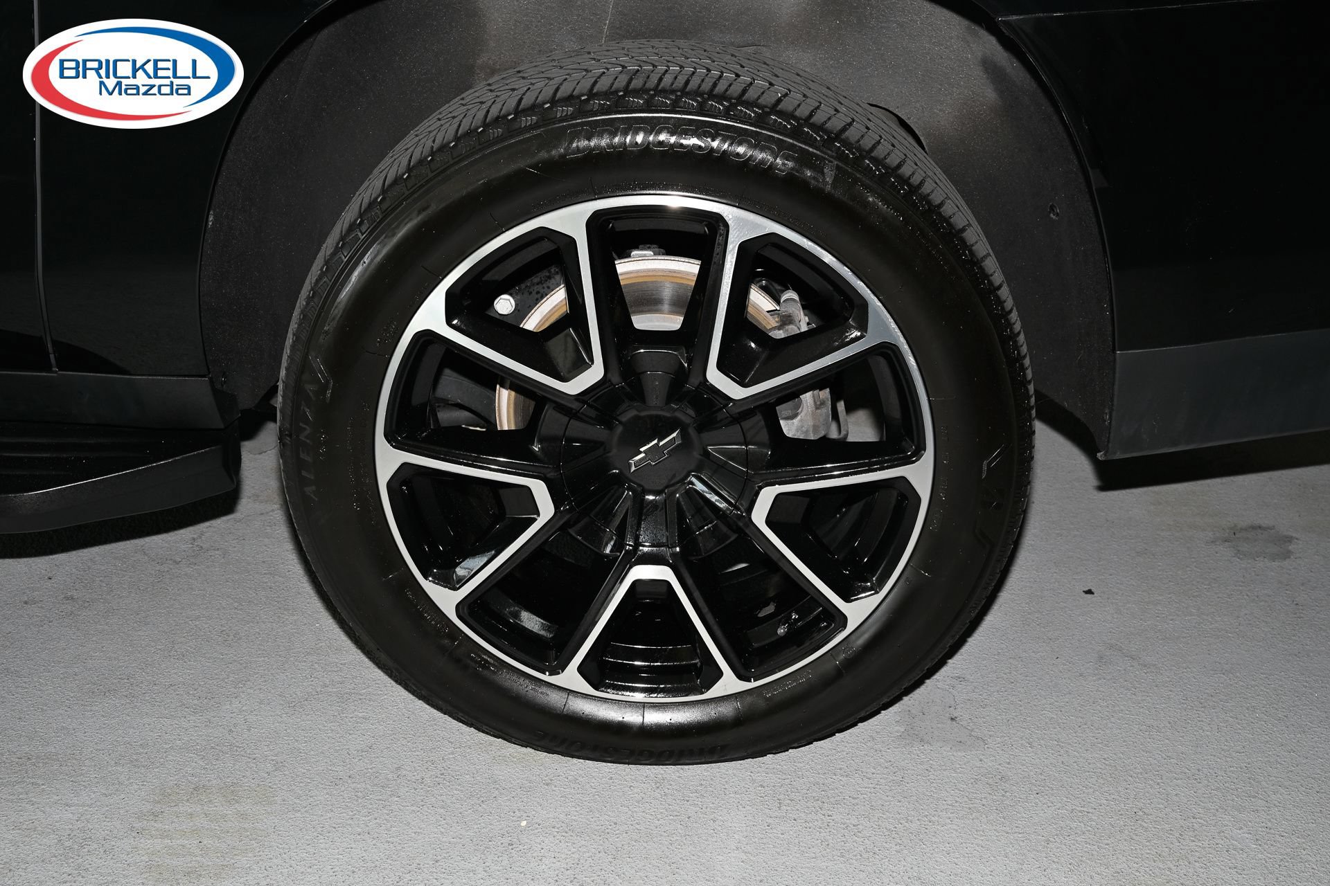 Used 2021 Chevrolet Suburban RST w/ Luxury Package RWD image 40
