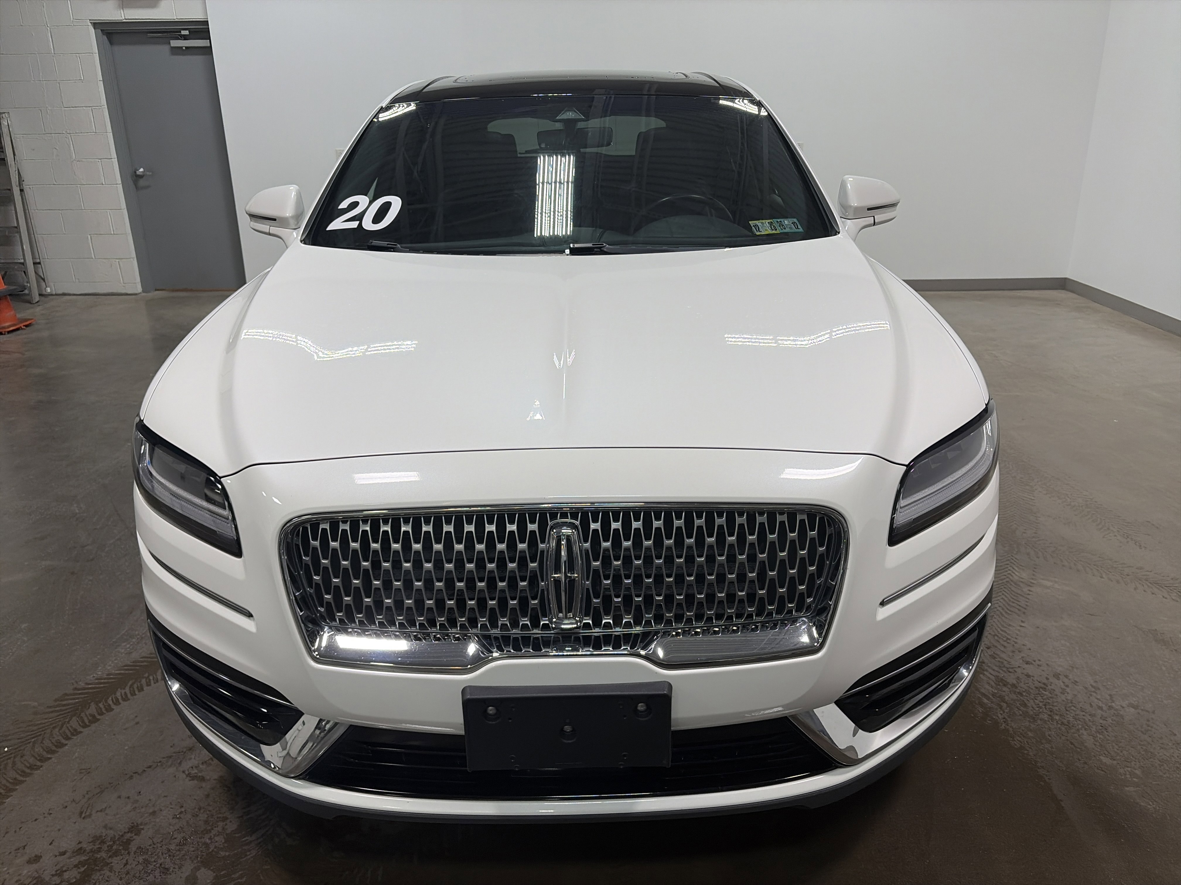 Used 2020 Lincoln Nautilus Reserve w/ Cargo Utility Package image 40