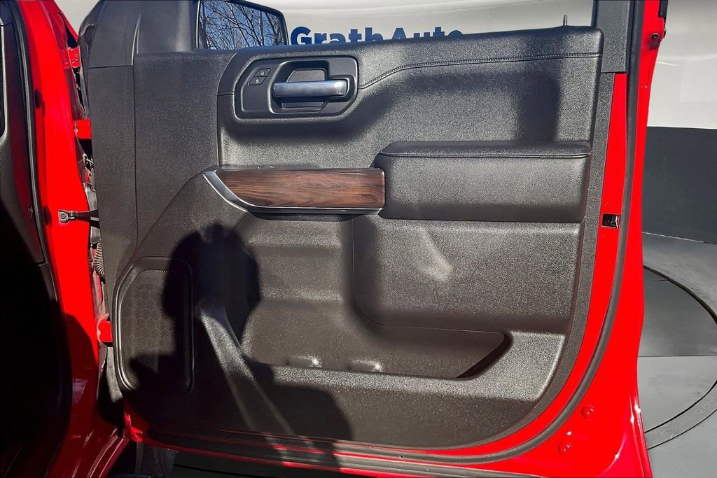 Used 2019 GMC Sierra 1500 SLT w/ SLT Premium Package image 27