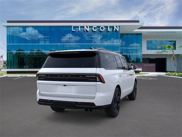 New 2025 Lincoln Navigator Black Label image 8