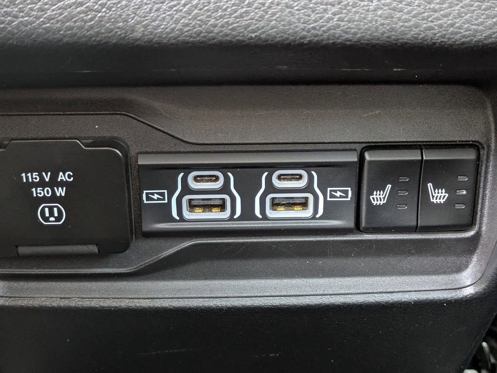 Used 2024 Jeep Grand Cherokee Limited 4xe AWD/4WD image 15