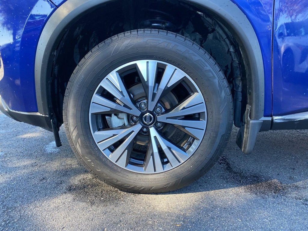 Used 2021 Nissan Rogue SV image 29