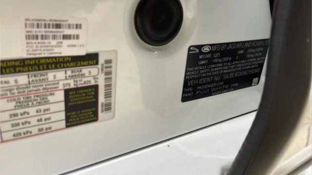 Used 2022 Jaguar XF R-Dynamic SE image 22