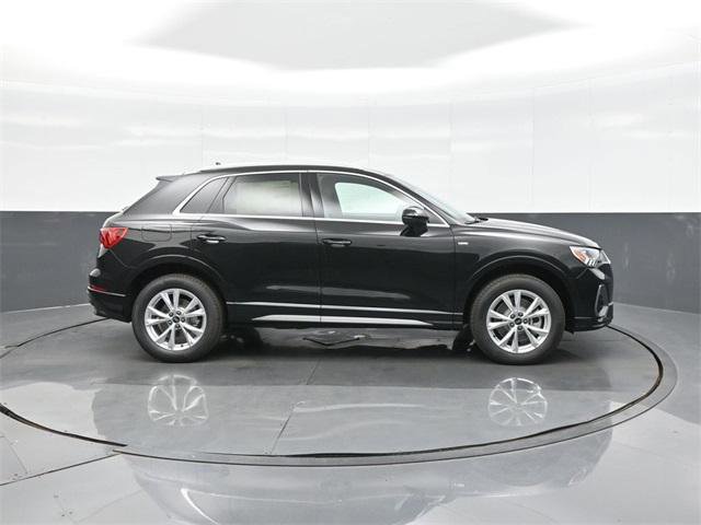 New 2025 Audi Q3 2.0T Premium image 8