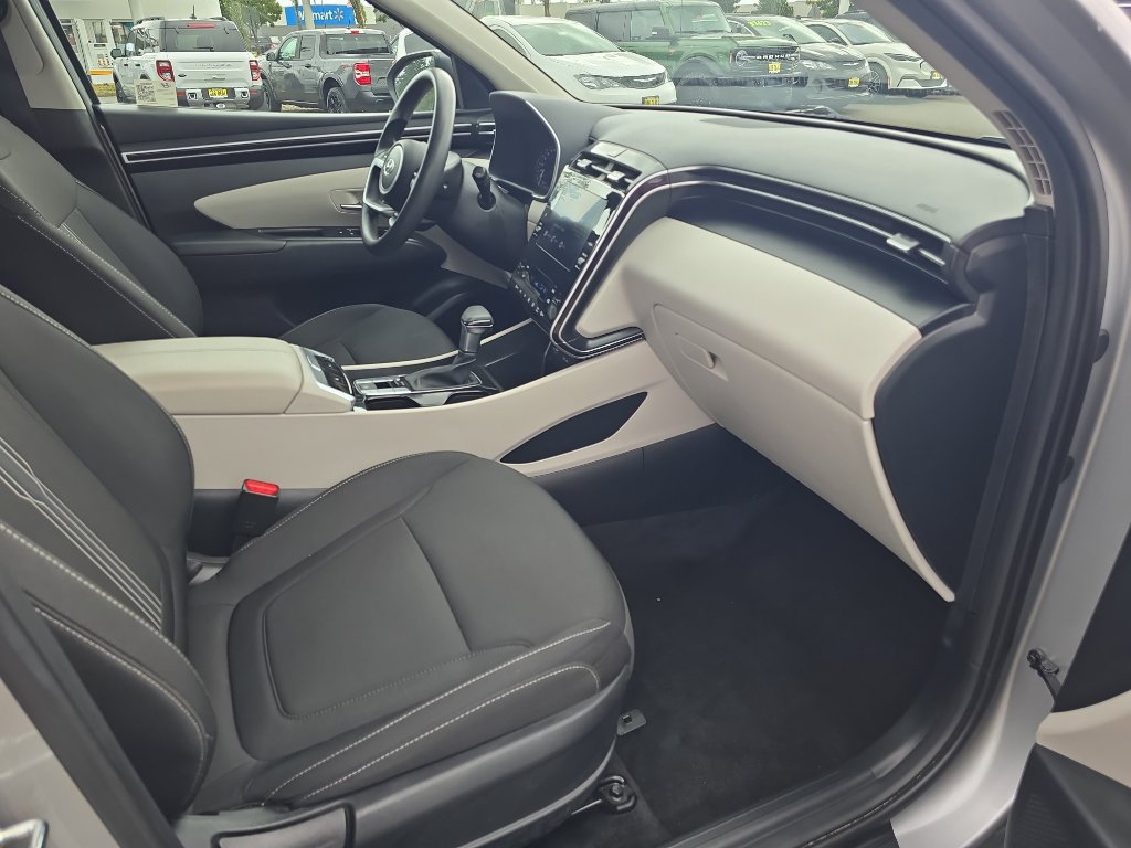 Used 2024 Hyundai Tucson SEL image 17