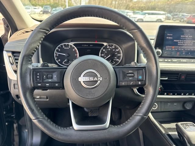 Used 2023 Nissan Rogue SL image 19