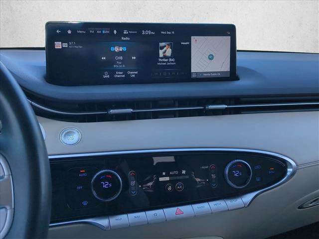 Used 2023 Genesis GV70 2.5T w/ Advanced Package AWD/4WD image 15