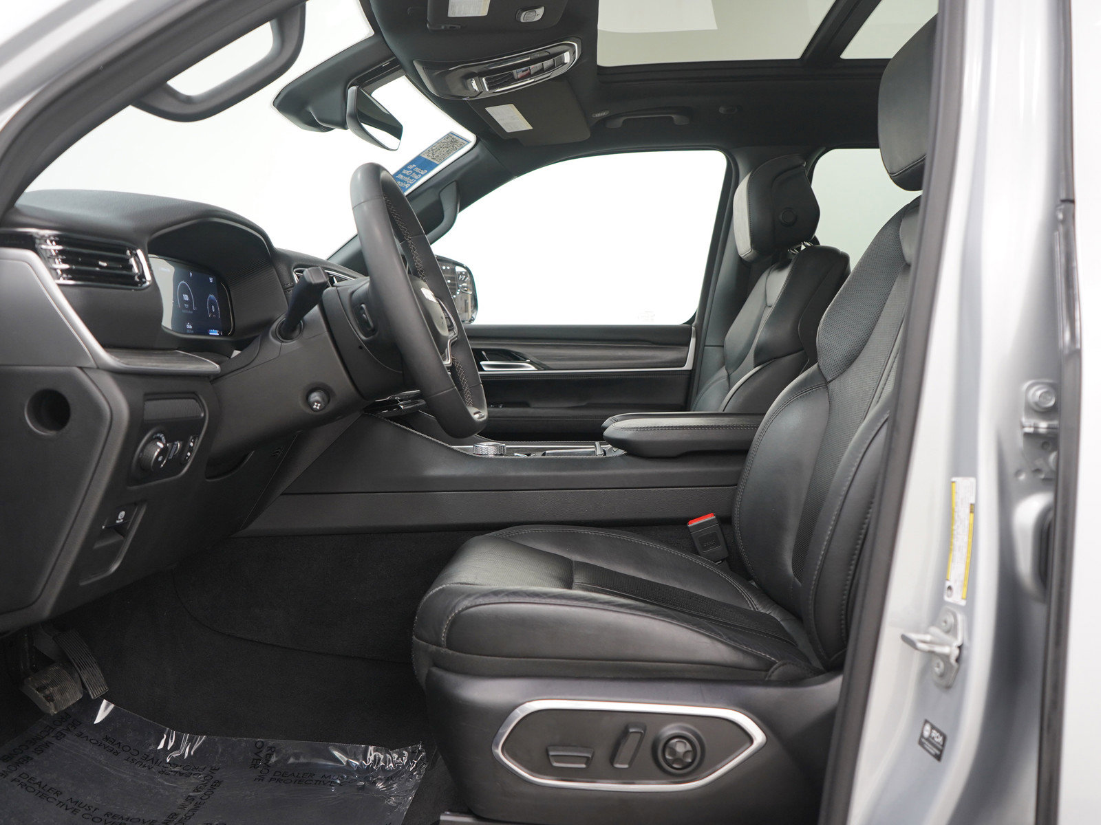 Used 2023 Jeep Wagoneer L Series II w/ Premium Group I image 23