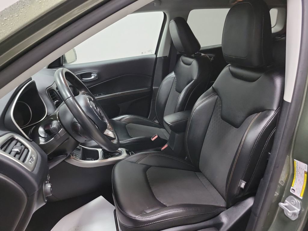 Used 2019 Jeep Compass Latitude image 29