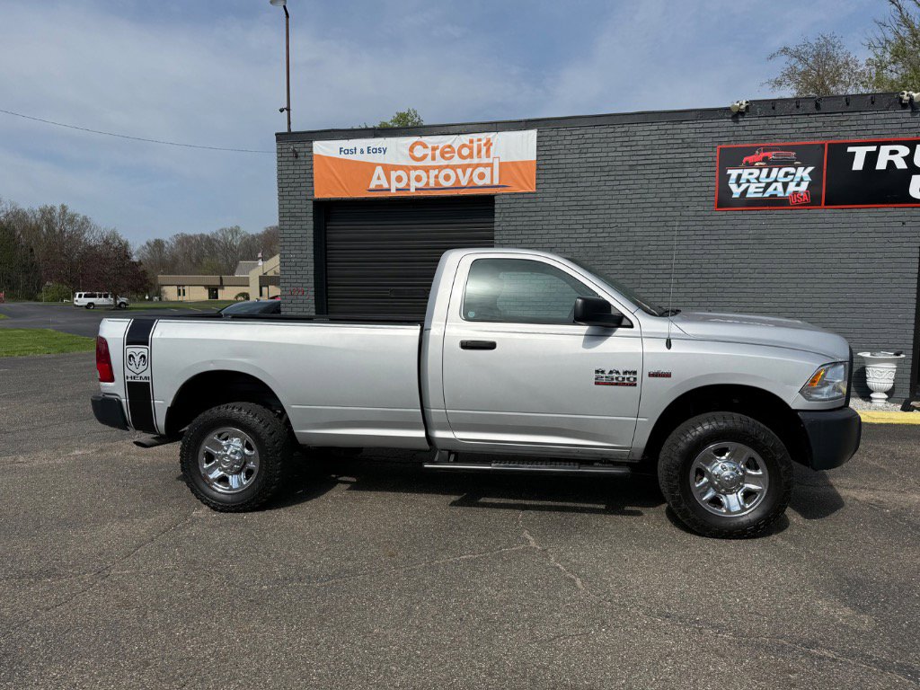 Used 2017 RAM 2500 Tradesman w/ Power & Remote Entry Group image 4