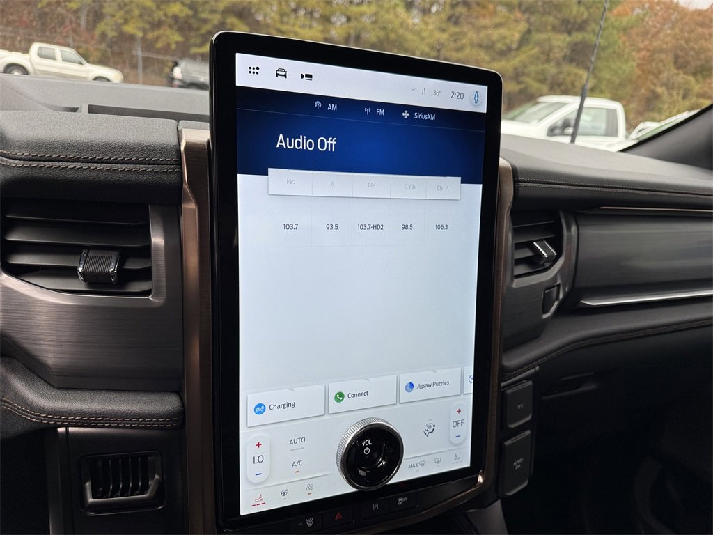 Used 2023 Ford F150 Lightning Lariat image 28