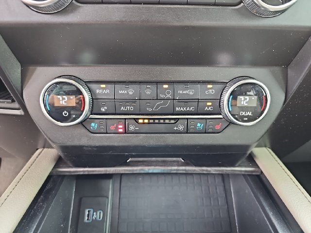 Certified 2020 Ford Expedition Limited RWD image 30