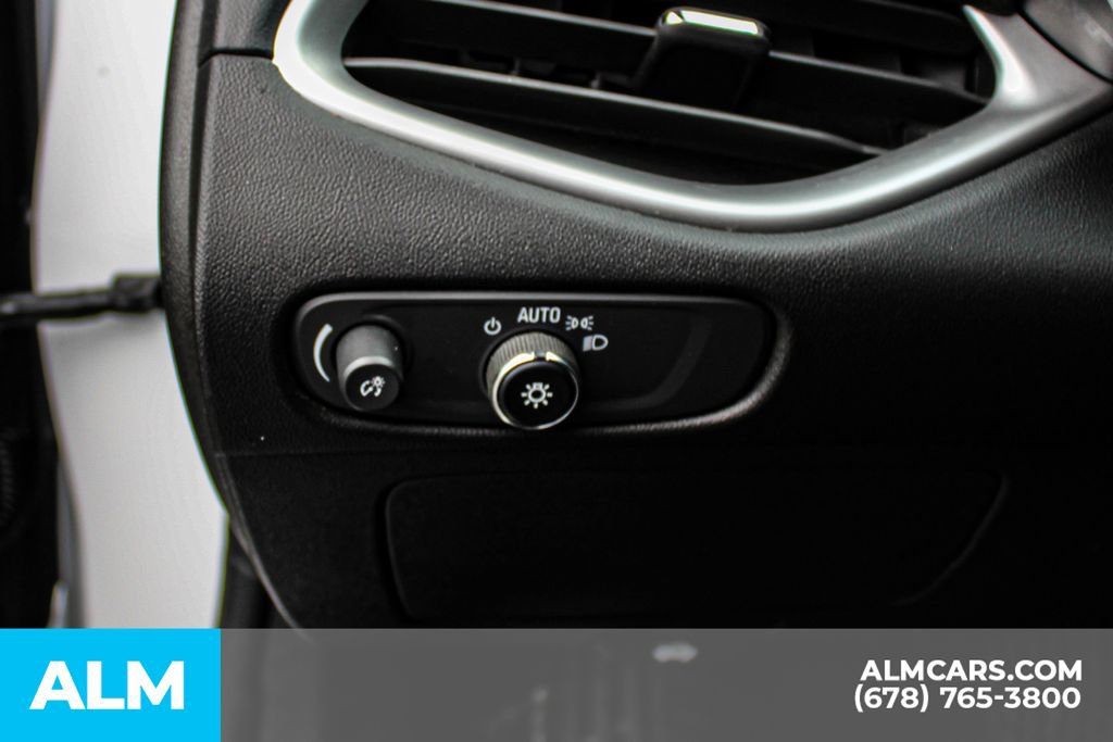 Used 2024 Chevrolet Malibu LT FWD image 29