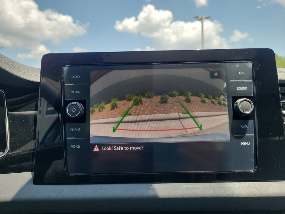New 2026 Volkswagen Jetta SE FWD image 19