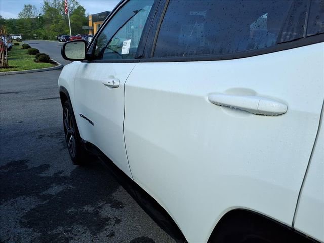 Used 2025 Jeep Compass Limited w/ Elite Group image 11