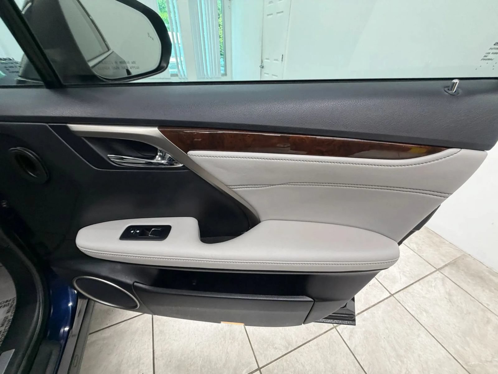 Used 2016 Lexus RX 450h FWD image 20