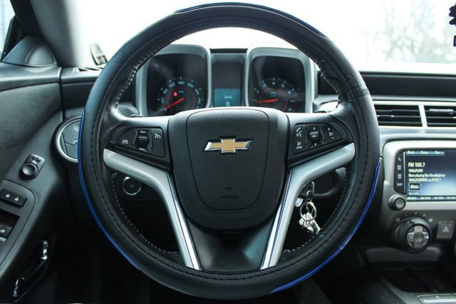 Used 2015 Chevrolet Camaro LT RWD image 20