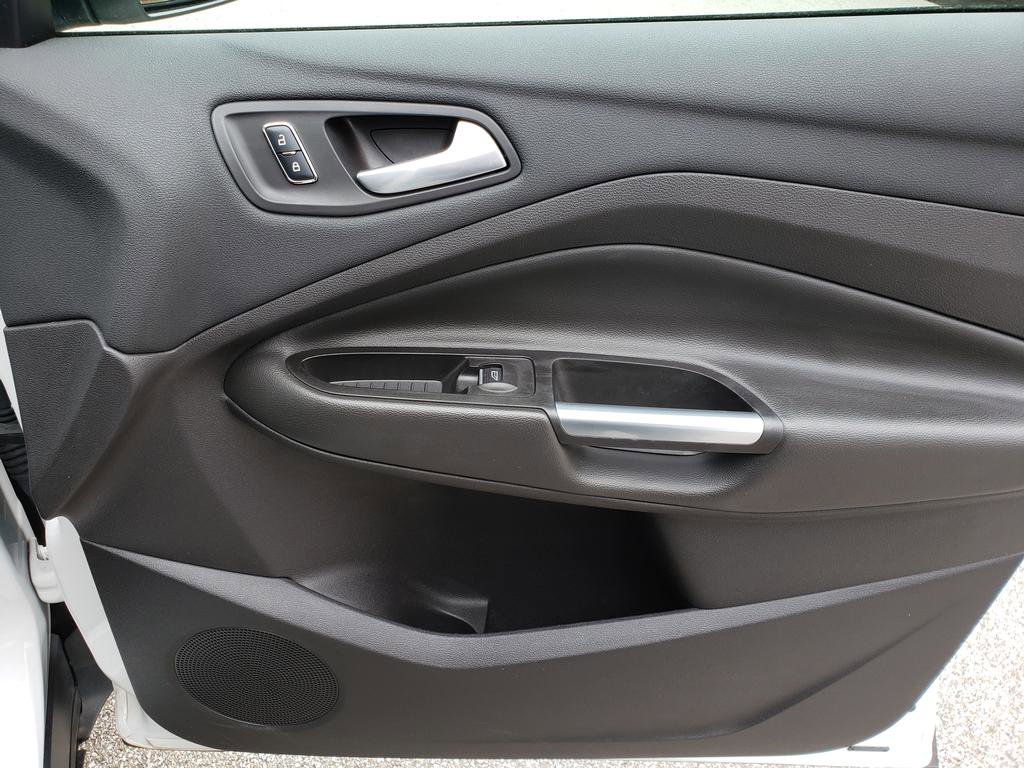 Used 2015 Ford Escape Titanium image 19