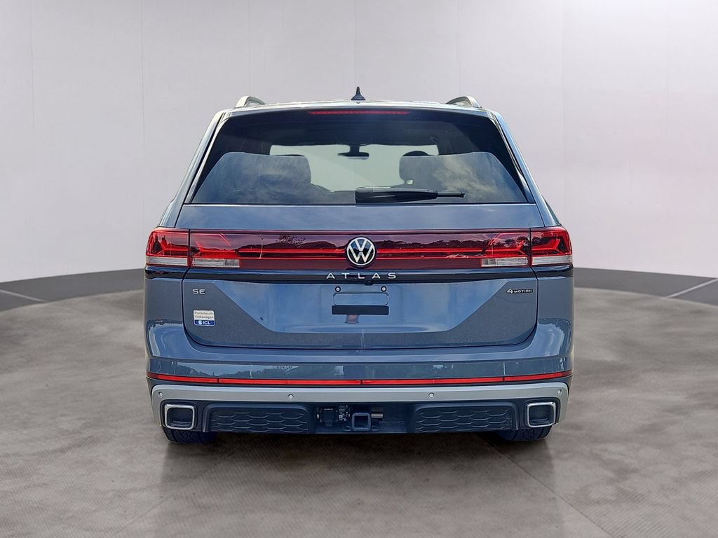 Certified 2026 Volkswagen Atlas Peak Edition AWD/4WD image 5