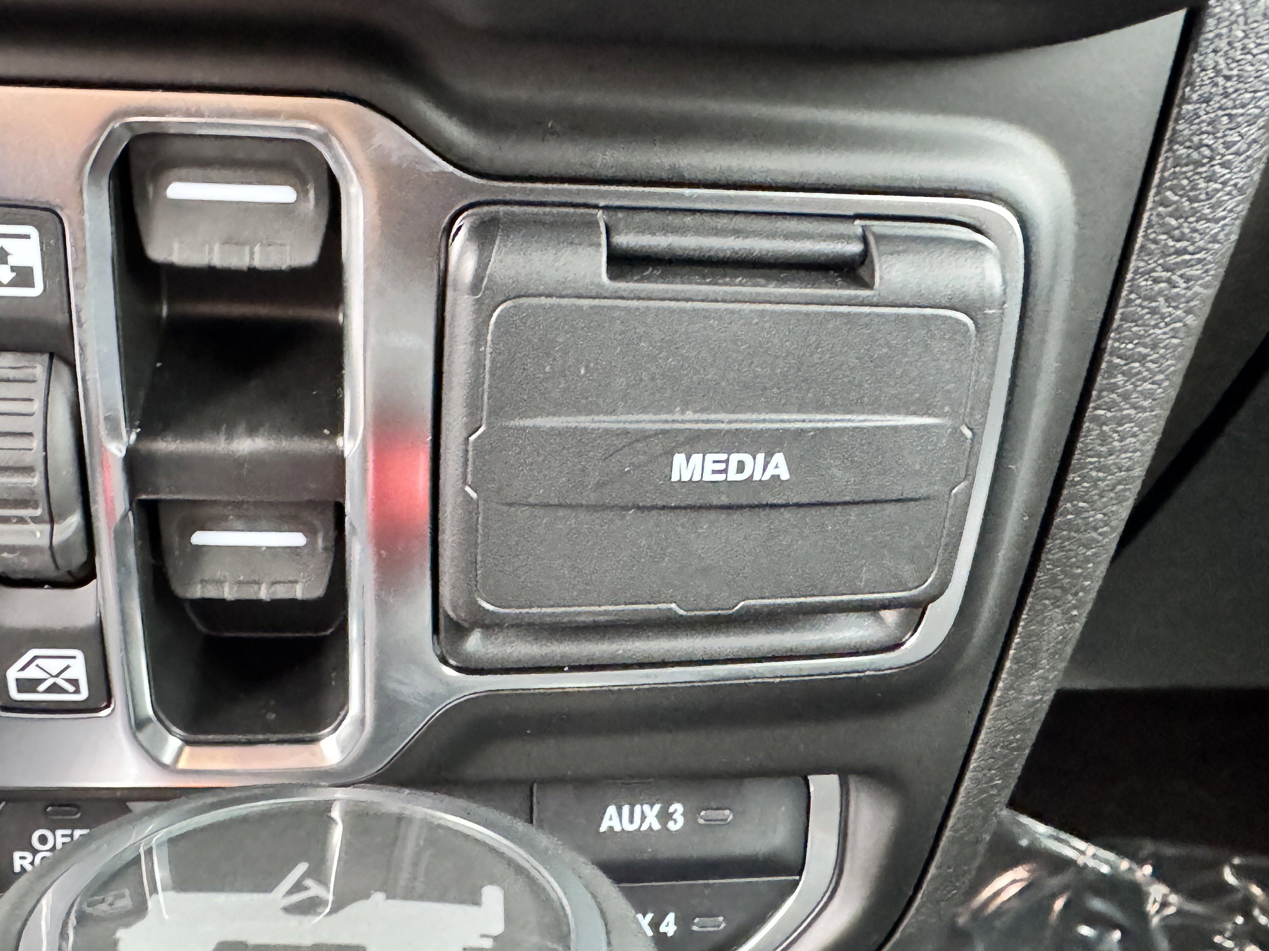 New 2025 Jeep Wrangler Unlimited Rubicon image 29