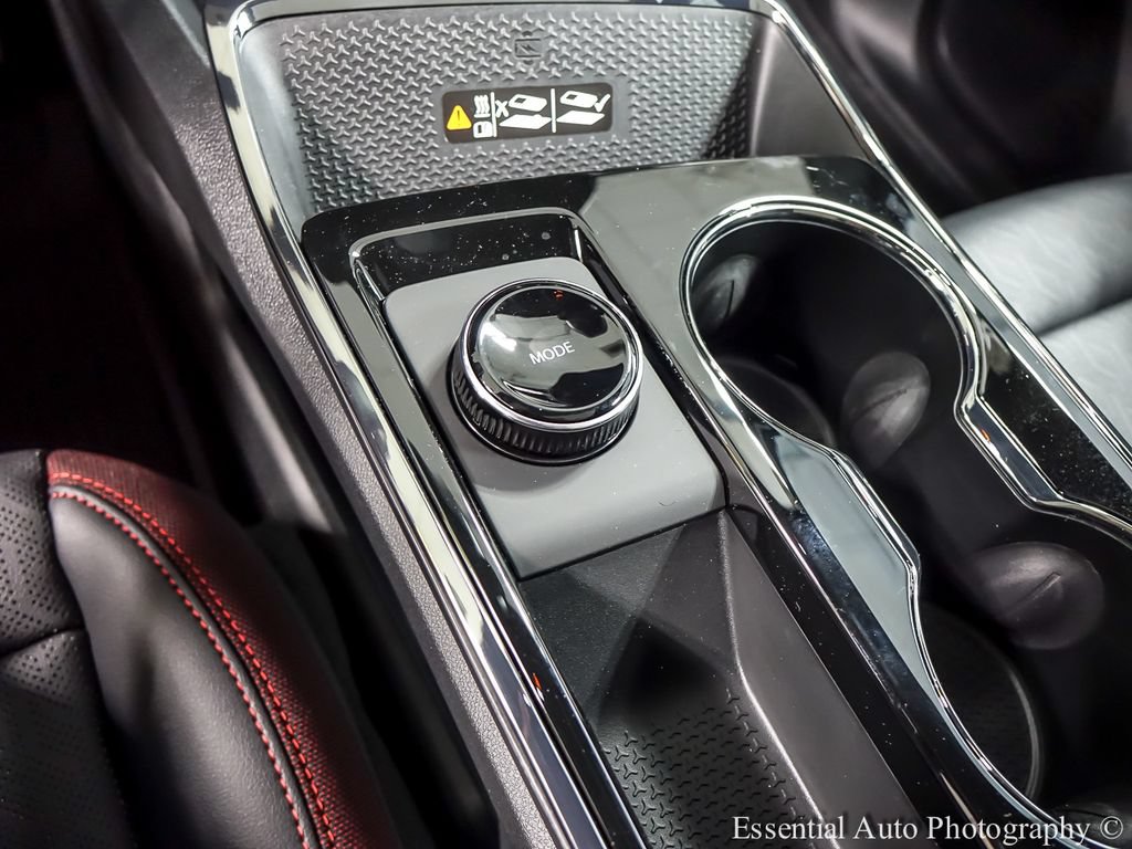 New 2027 Chevrolet Equinox RS w/ Convenience Package III FWD image 18