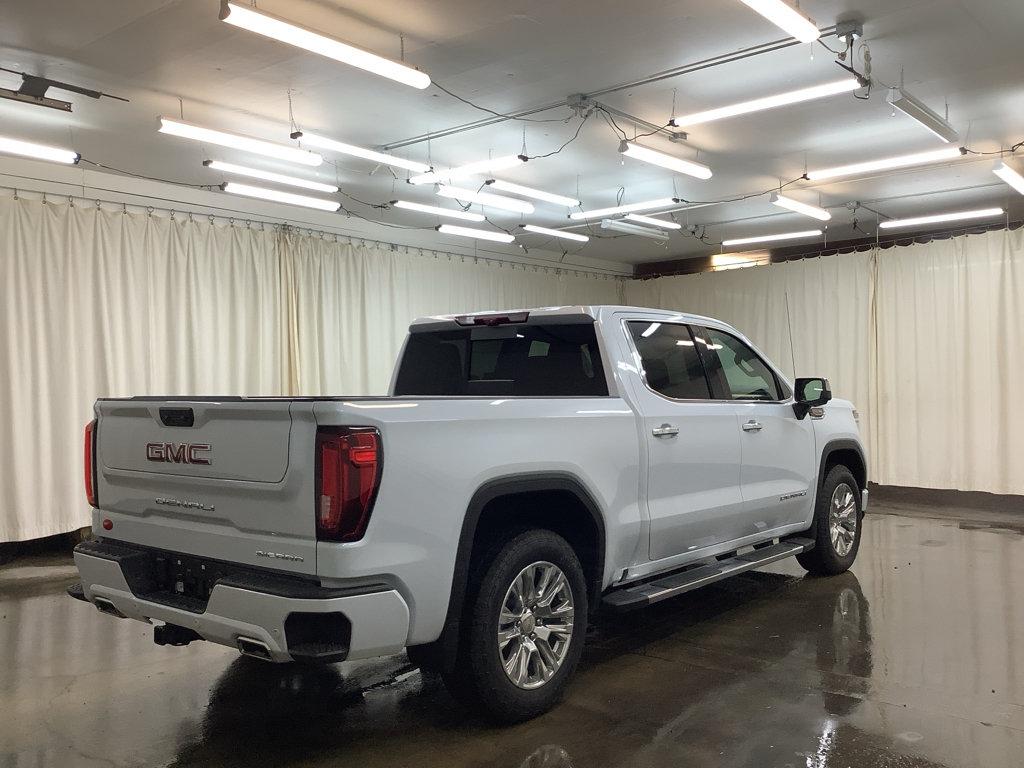 New 2026 GMC Sierra 1500 Denali w/ Technology Package AWD/4WD image 5
