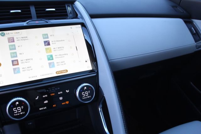 Used 2024 Jaguar E-PACE R-Dynamic SE image 14