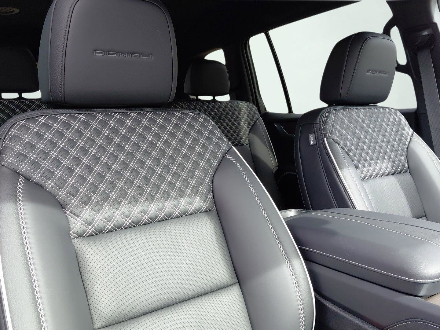 New 2026 GMC Acadia Denali w/ Super Cruise Package image 11