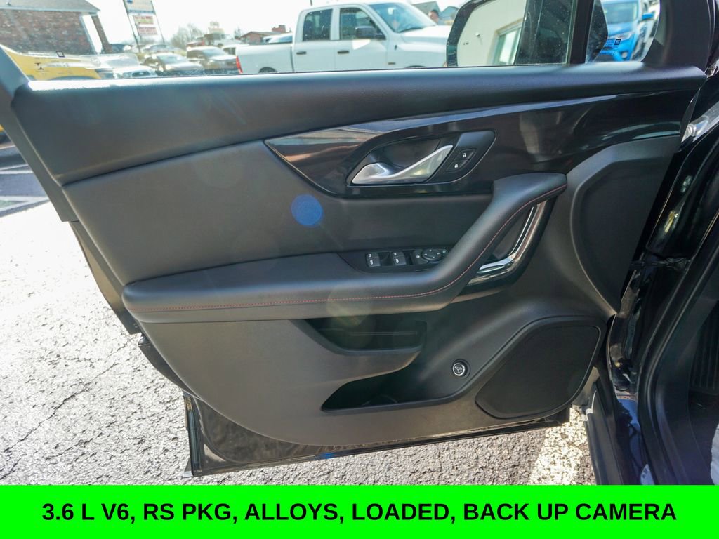 Used 2019 Chevrolet Blazer RS w/ Sun and Wheels Package image 17
