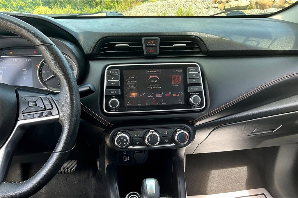 Used 2021 Nissan Versa SR image 30