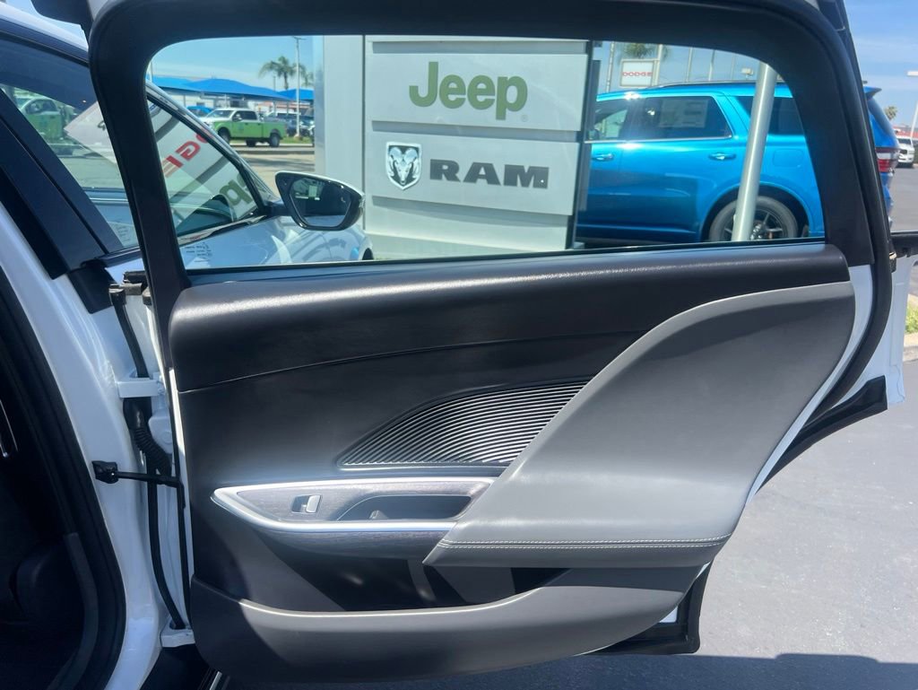 Used 2024 Lucid Air Pure RWD image 30