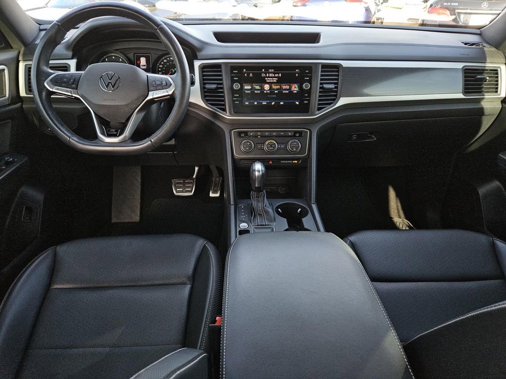 Used 2021 Volkswagen Atlas Cross Sport SE w/ Panoramic Sunroof Package image 11
