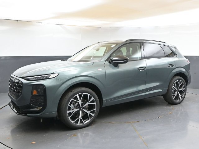 New 2026 Audi Q3 quattro 2.0T AWD/4WD image 2