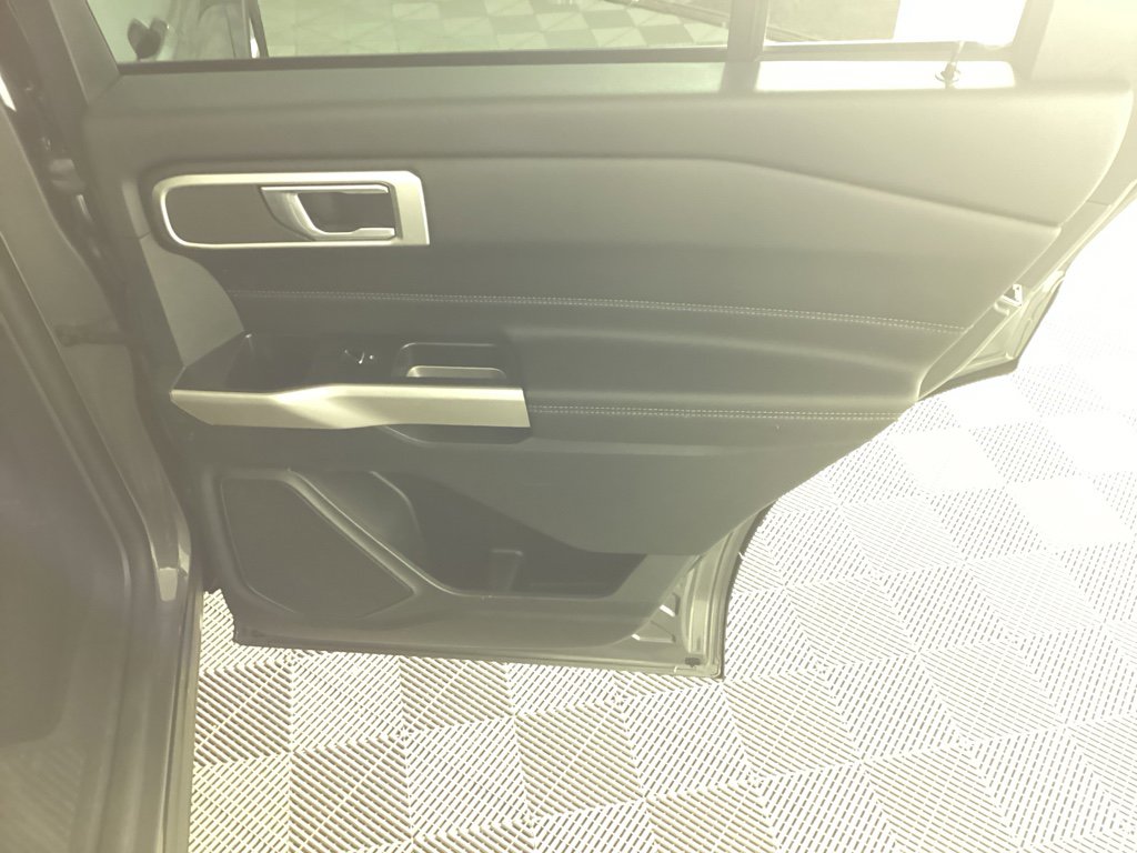 Used 2023 Ford Explorer XLT w/ Equipment Group 202A image 13