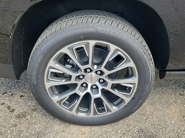 New 2026 GMC Yukon XL Denali w/ Denali Reserve Package AWD/4WD image 5