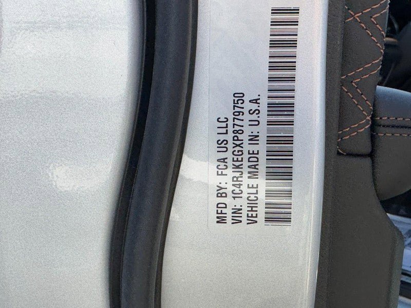 Used 2023 Jeep Grand Cherokee L Summit AWD/4WD image 31