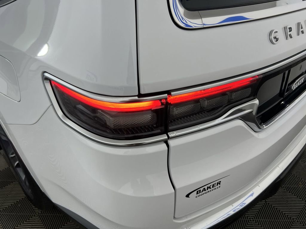 Used 2024 Jeep Grand Wagoneer Series I AWD/4WD image 38
